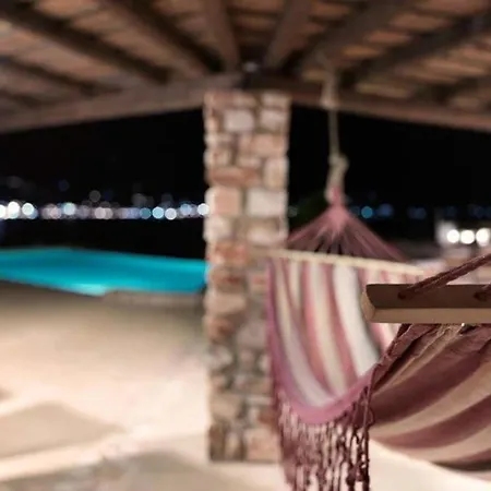 Icarus, Private Luxury Villa