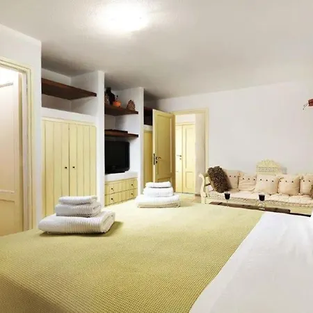 Icarus, Private Luxury Villa Parikia (Paros)