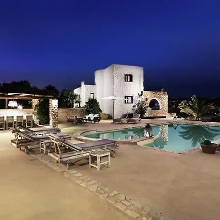 Icarus, Private Luxury Villa