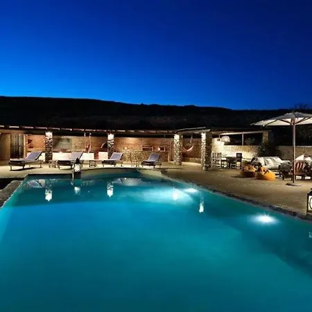 Icarus, Private Luxury Villa