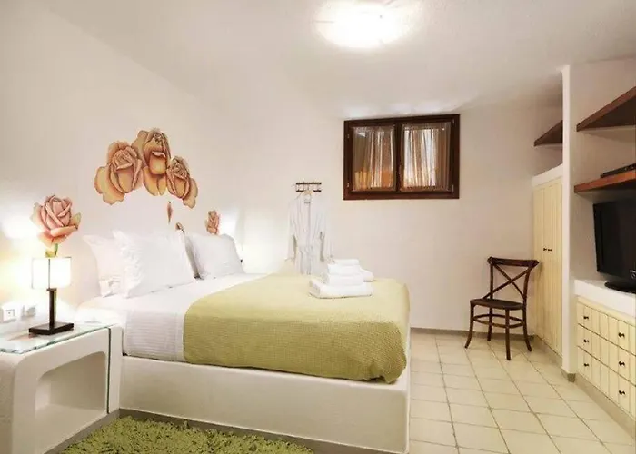 Icarus, Private Luxury Vila