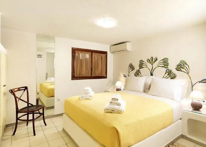 Icarus, Private Luxury Vila